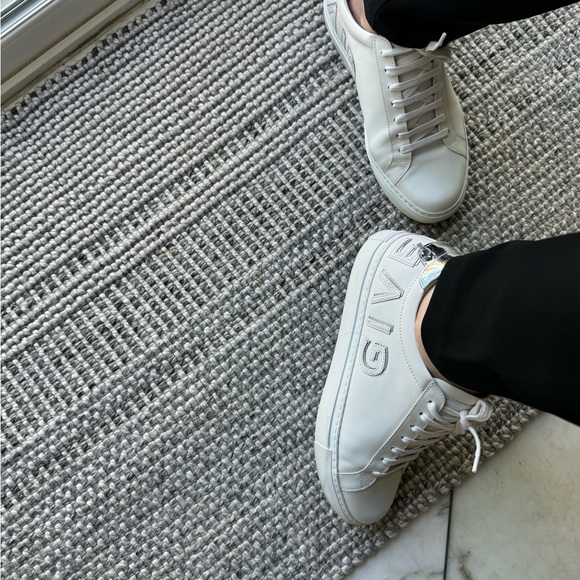 Givenchy Paris white sneakers size 40 - Picture 5 of 12